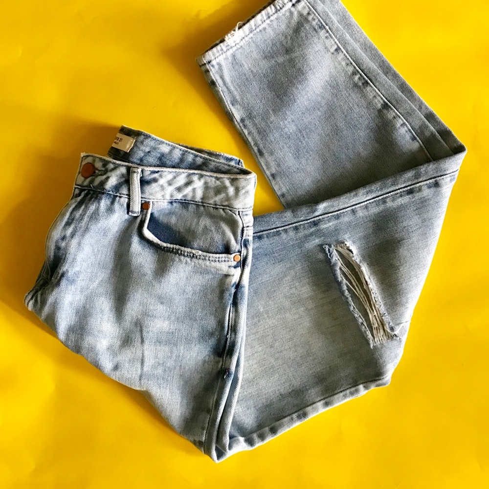 Forever 21 Ripped Jeans - Picture 2 of 5